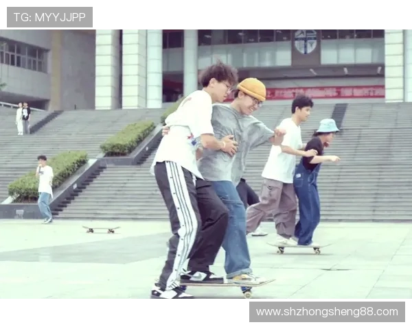 杭州滑板队技术解析:探索滑板运动的魅力与挑战 杭州滑板队技术解析:探索滑板运动的魅力与挑战