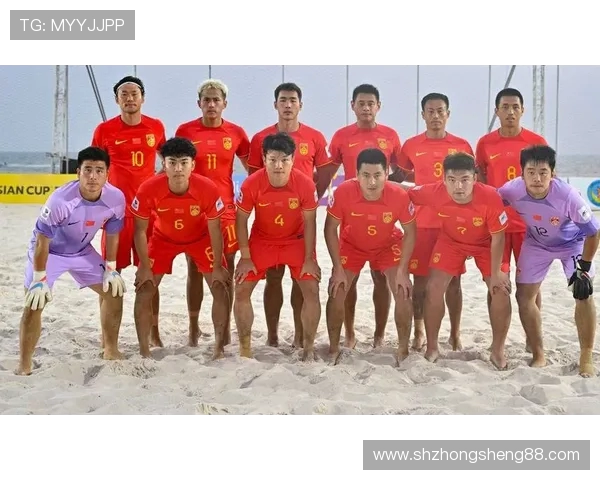 2013年中国足球队与伊朗队激战回顾及比赛精彩瞬间分析