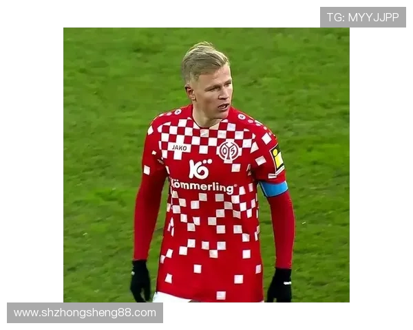 凯恩：从足球天才到传奇教练的辉煌人生与执教之路探秘