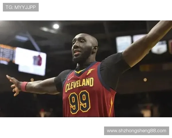 塔科法尔与马刺的精彩对决分析及赛后点评