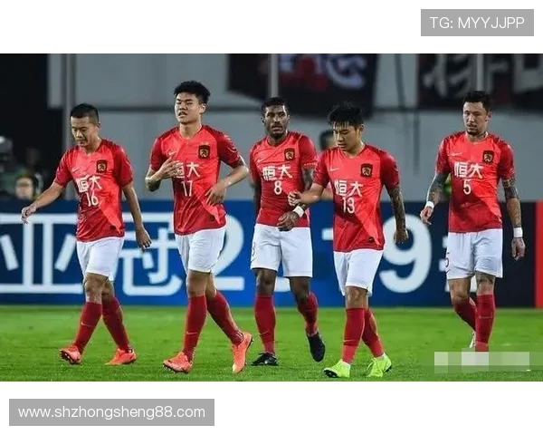 墨尔本胜队迎战广州恒大展开亚洲足球巅峰对决精彩瞬间不容错过