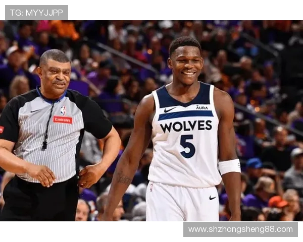 安特卫普与洛克伦激战正酣谁能在这场较量中笑到最后