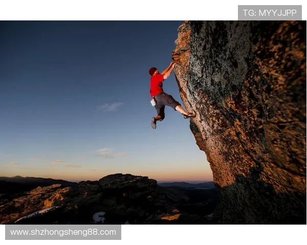 成都极限运动队在世界攀岩锦标赛中以61分领先积分榜，展现强大实力